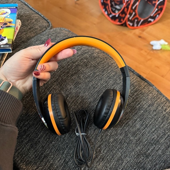 Naruto Themed Headphones - Picture 3 of 7